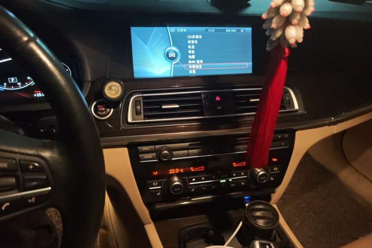 Used BMW 7 Series 2011 730Li Elegant Model Audio And AC Panel