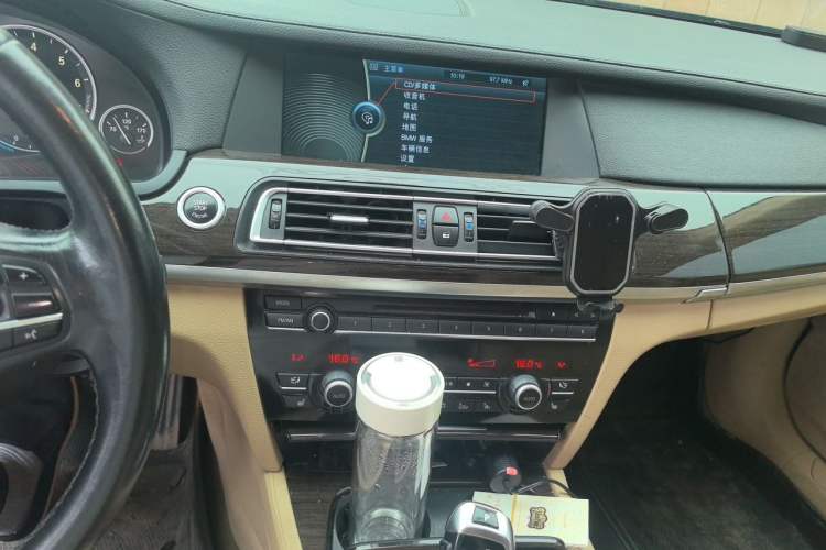 Used BMW 7 Series 2011 730Li Elegant Model Audio And AC Panel