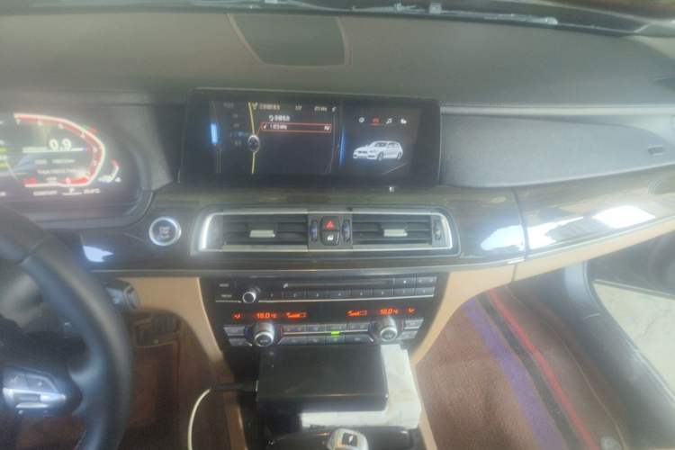 Used BMW 7 Series 2011 740Li Steinway Limited Edition Audio And AC Panel