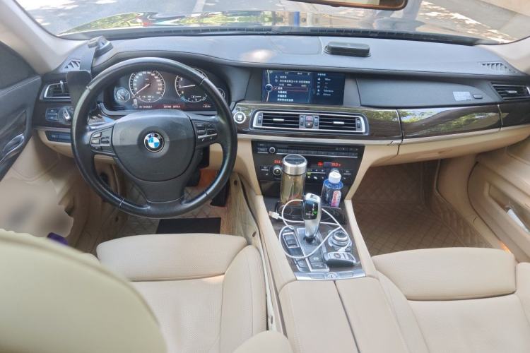 Used BMW 7 Series 2011 740Li Steinway Limited Edition Center Console