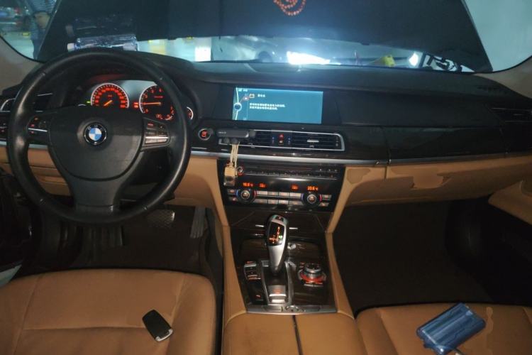 Used BMW 7 Series 2011 740Li Steinway Limited Edition Center Console