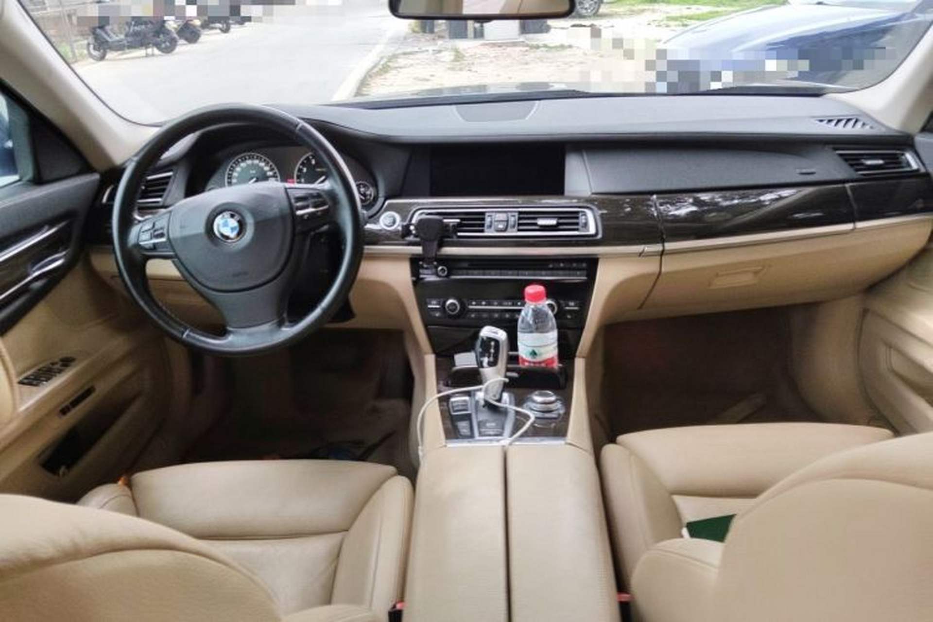 Used BMW 7 Series 2011 730Li Elegant Model Center Console