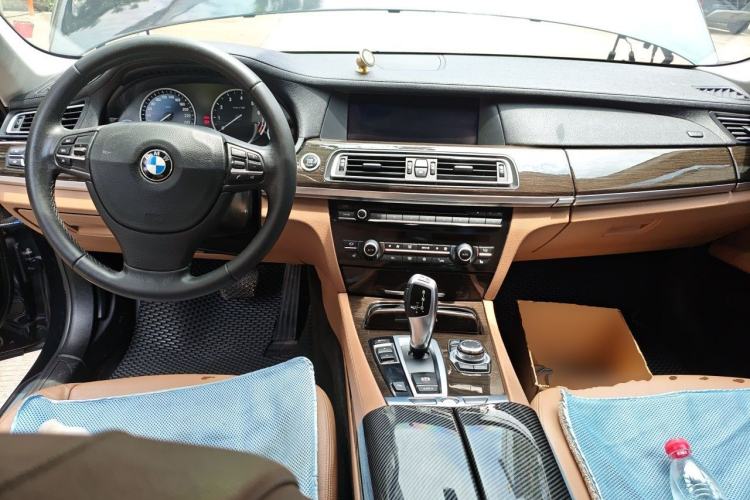 Used BMW 7 Series 2011 740Li Steinway Limited Edition Center Console