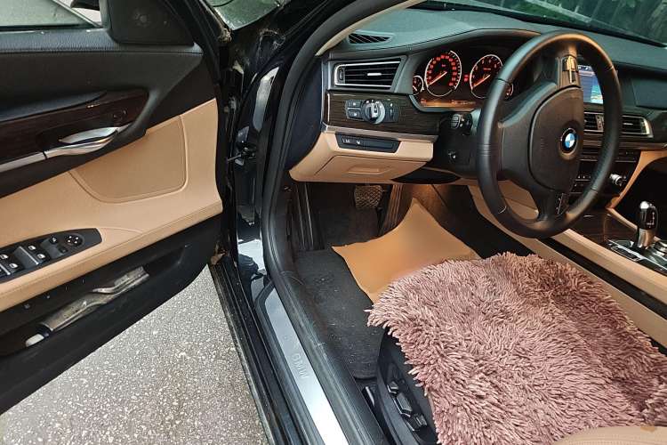 Used BMW 7 Series  Driver Seat