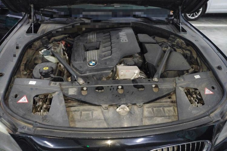 Used BMW 7 Series 2011 730Li Elegant Model Engine Bay