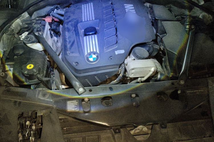 Used BMW 7 Series 2011 730Li Elegant Model Engine Bay
