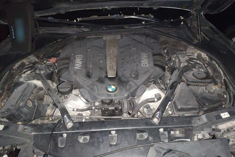 Used BMW 7 Series 2011 750Li xDrive Engine Bay