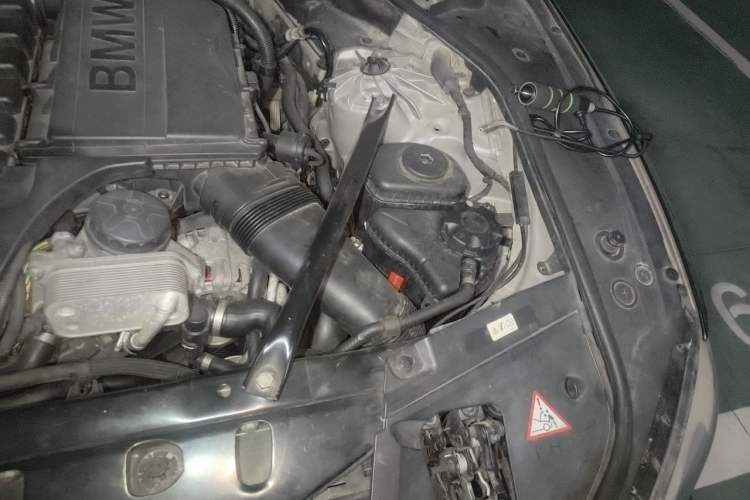 Used BMW 7 Series 2011 740Li Steinway Limited Edition Engine Bay Left