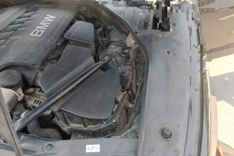 Used BMW 7 Series 2011 730Li Elegant Model Engine Bay Left