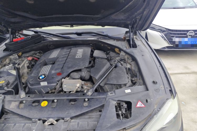 Used BMW 7 Series 2011 730Li Elegant Model Engine Bay Left