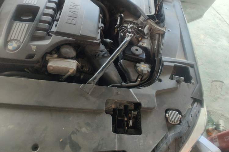 Used BMW 7 Series 2011 740Li Steinway Limited Edition Engine Bay Left
