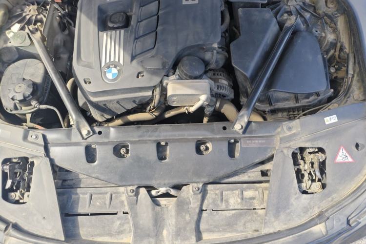 Used BMW 7 Series 2011 730Li Elegant Model Engine Bay
