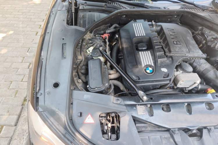 Used BMW 7 Series 2011 740Li Steinway Limited Edition Engine Bay Right