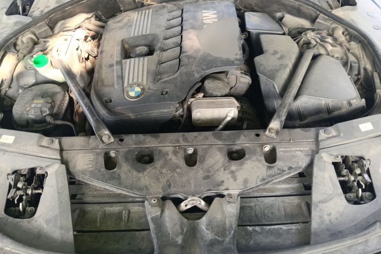Used BMW 7 Series 2011 730Li Elegant Model Engine Bay