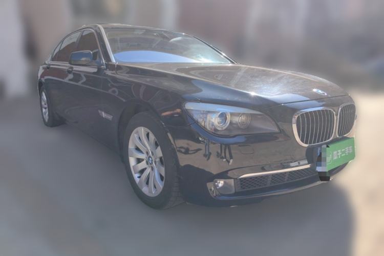 Used BMW 7 Series 2011 750Li xDrive Front Right 45 Deg