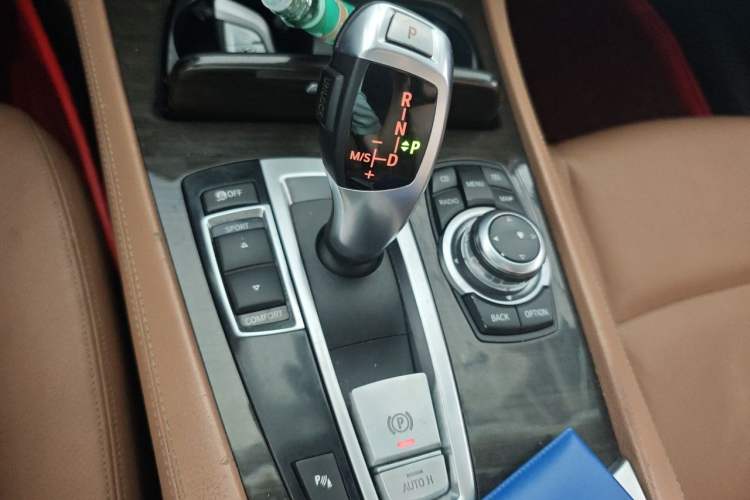 Used BMW 7 Series 2011 730Li Elegant Model Gear Lever