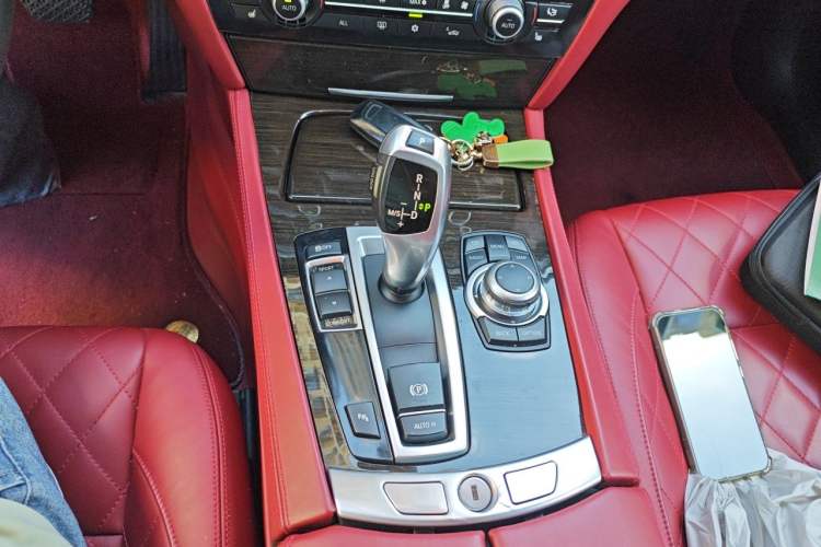 Used BMW 7 Series 2011 730Li Elegant Model Gear Lever