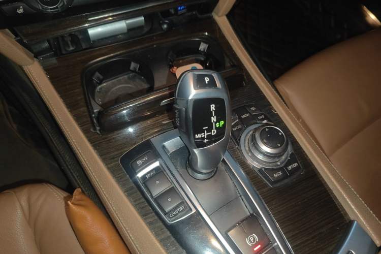 Used BMW 7 Series 2011 730Li Elegant Model Gear Lever