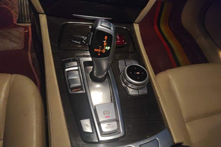 Used BMW 7 Series 2011 730Li Elegant Model Gear Lever