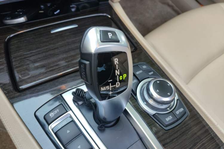 Used BMW 7 Series 2011 730Li Elegant Model Gear Lever