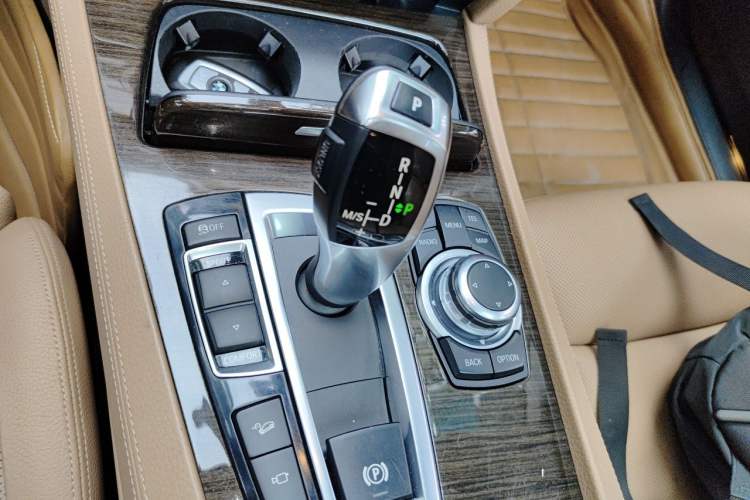 Used BMW 7 Series 2011 750Li xDrive Gear Lever