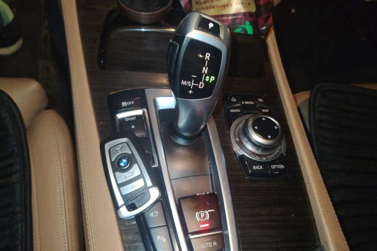 Used BMW 7 Series 2011 730Li Elegant Model Gear Lever
