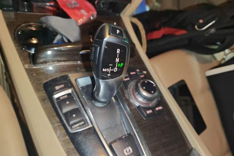 Used BMW 7 Series 2011 730Li Elegant Model Gear Lever