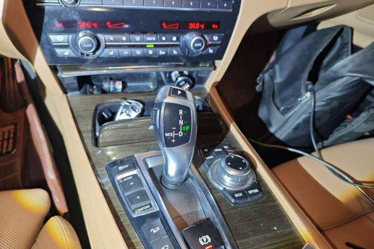 Used BMW 7 Series 2011 750Li xDrive Gear Lever