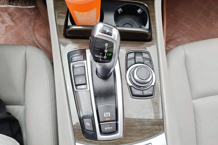 Used BMW 7 Series 2011 730Li Elegant Model Gear Lever