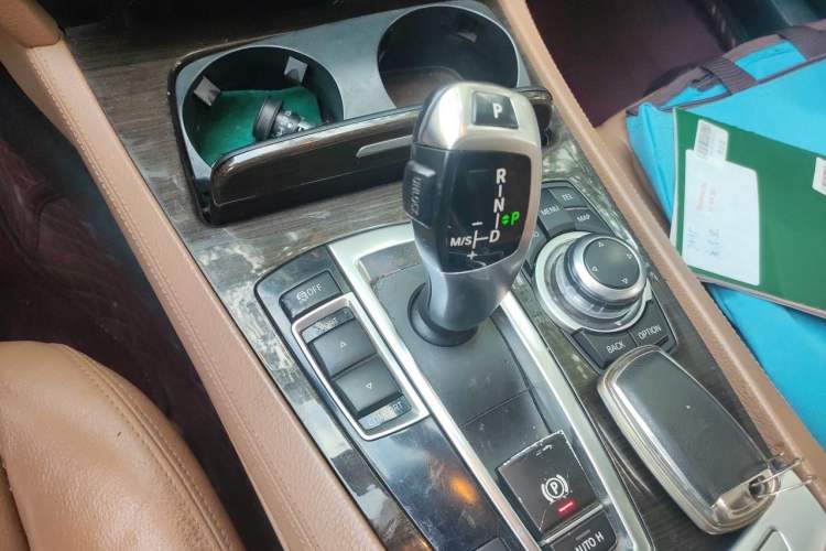 Used BMW 7 Series 2011 730Li Elegant Model Gear Lever