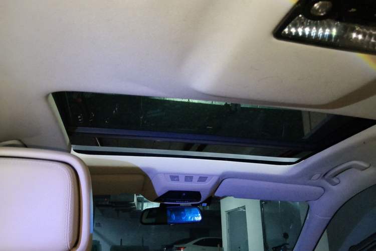 Used BMW 7 Series 2011 730Li Elegant Model Headliner