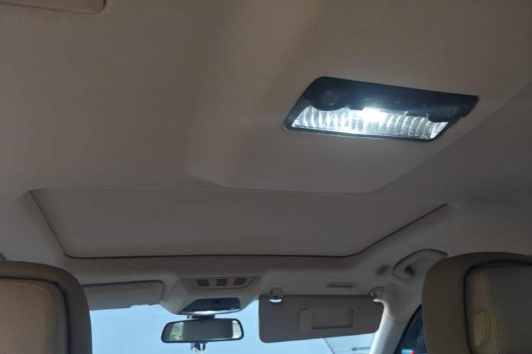 Used BMW 7 Series 2011 730Li Elegant Model Headliner