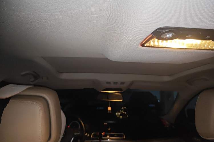 Used BMW 7 Series 2011 730Li Elegant Model Headliner