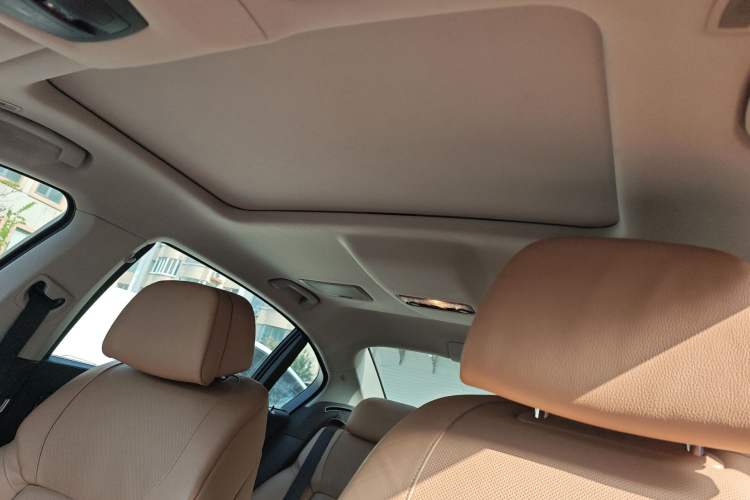 Used BMW 7 Series 2011 750Li xDrive Headliner
