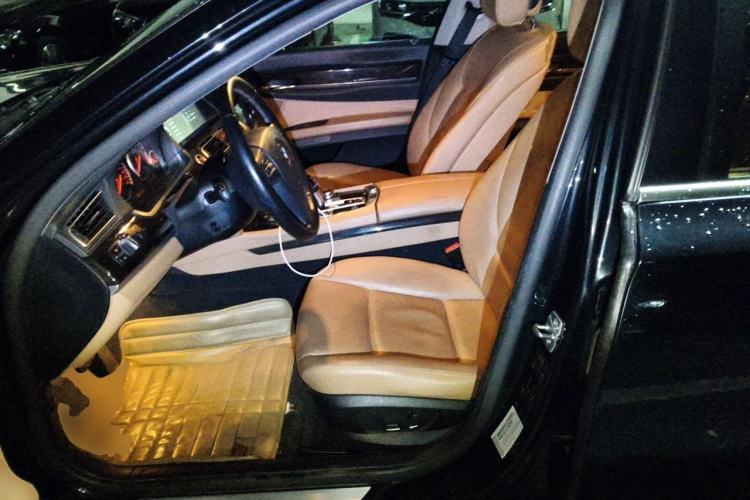 Used BMW 7 Series 2011 730Li Elegant Model Left Front Seat
