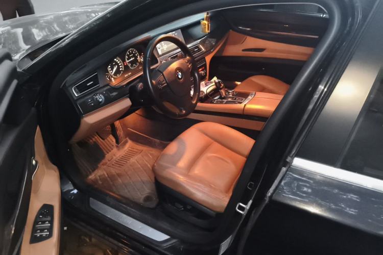 Used BMW 7 Series 2011 730Li Elegant Model Left Front Seat