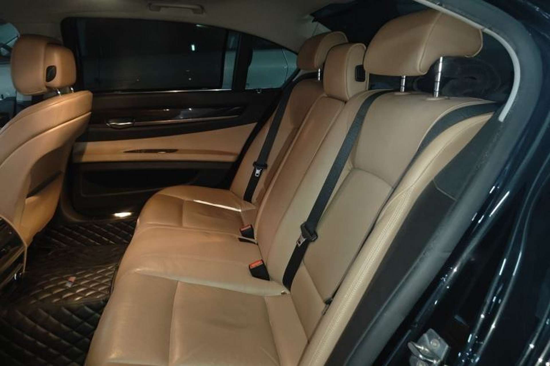 Used BMW 7 Series 2011 730Li Elegant Model Left Rear Seat
