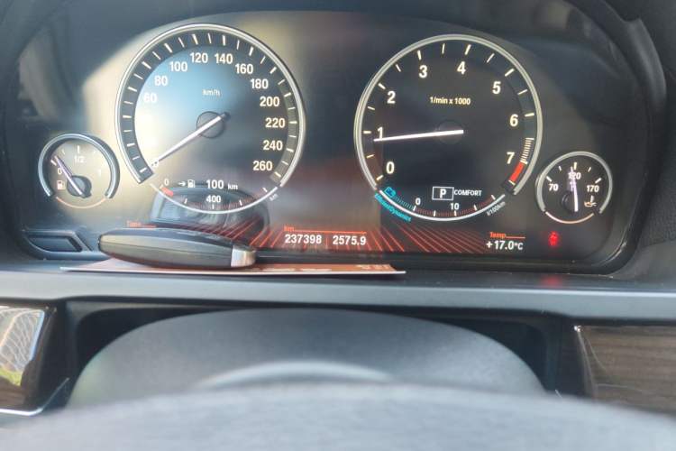Used BMW 7 Series 2011 740Li Steinway Limited Edition Odometer Close Up