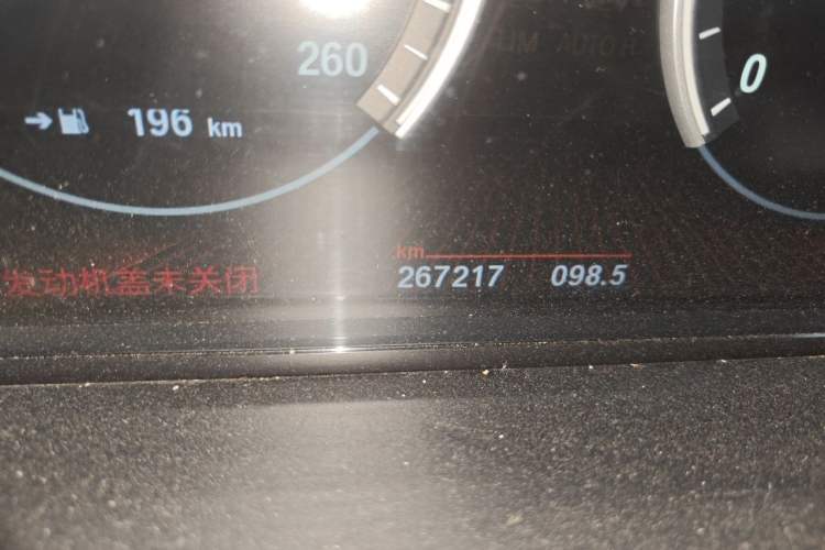 Used BMW 7 Series 2011 730Li Elegant Model Odometer Close Up