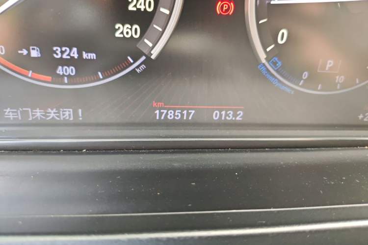 Used BMW 7 Series 2011 740Li Steinway Limited Edition Odometer Close Up