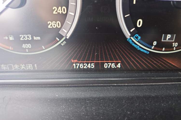 Used BMW 7 Series 2011 740Li Steinway Limited Edition Odometer Close Up