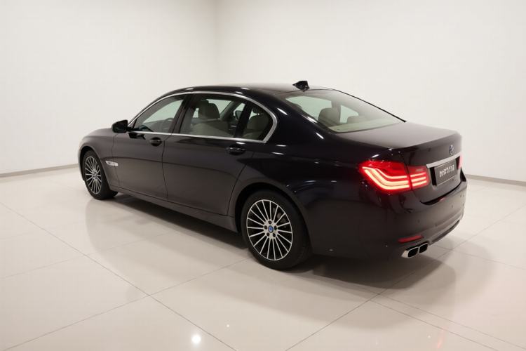 Used BMW 7 Series 2011 730Li Elegant Model Rear Left 45 Deg