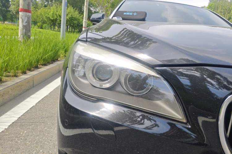 Used BMW 7 Series 2011 730Li Elegant Model Right Front Headlight