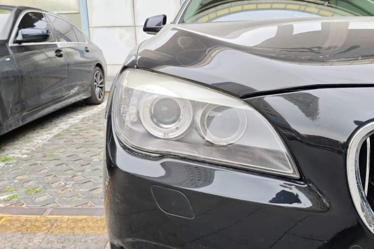 Used BMW 7 Series 2011 730Li Elegant Model Right Front Headlight