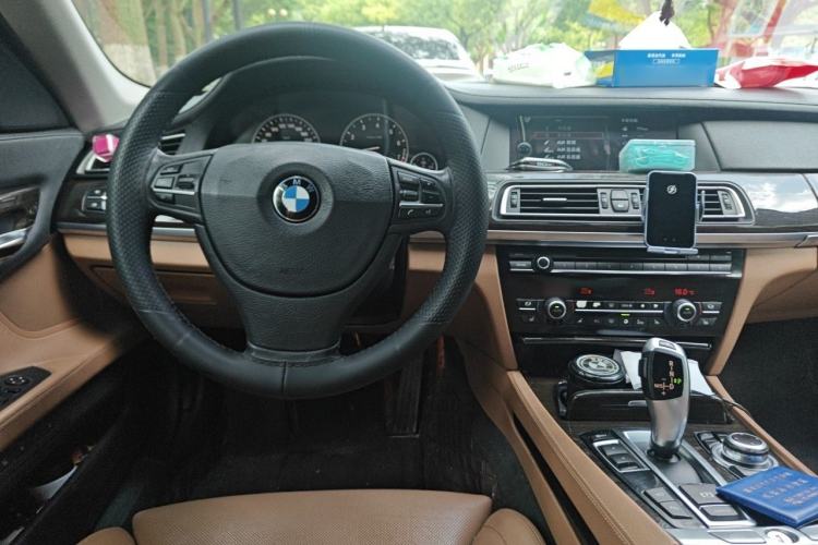 Used BMW 7 Series 2011 730Li Elegant Model Steering Wheel
