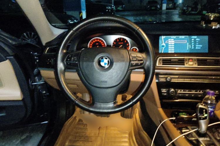 Used BMW 7 Series 2011 730Li Elegant Model Steering Wheel