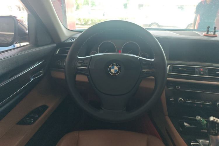 Used BMW 7 Series 2011 730Li Elegant Model Steering Wheel