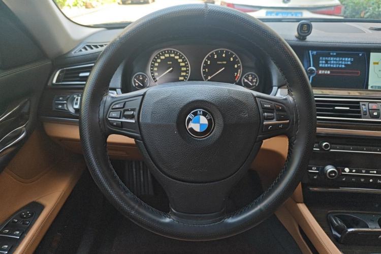 Used BMW 7 Series 2011 730Li Elegant Model Steering Wheel