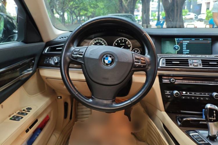 Used BMW 7 Series 2011 730Li Elegant Model Steering Wheel