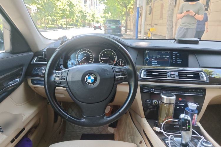 Used BMW 7 Series 2011 740Li Steinway Limited Edition Steering Wheel